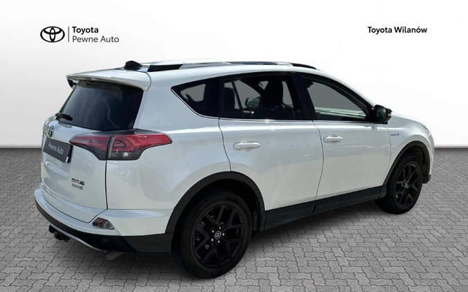 Toyota RAV4 cena 99900 przebieg: 131170, rok produkcji 2017 z Skoki małe 172